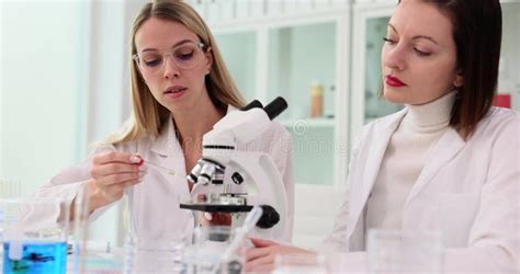 excited intern properly analyzes busty scientist in laboratory|how to become a lab intern.